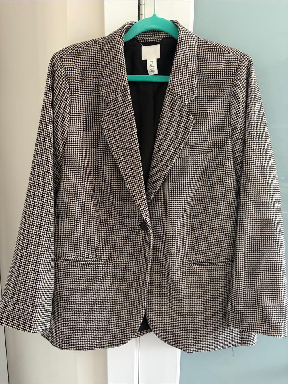H&M oversized houndstooth blazer - M